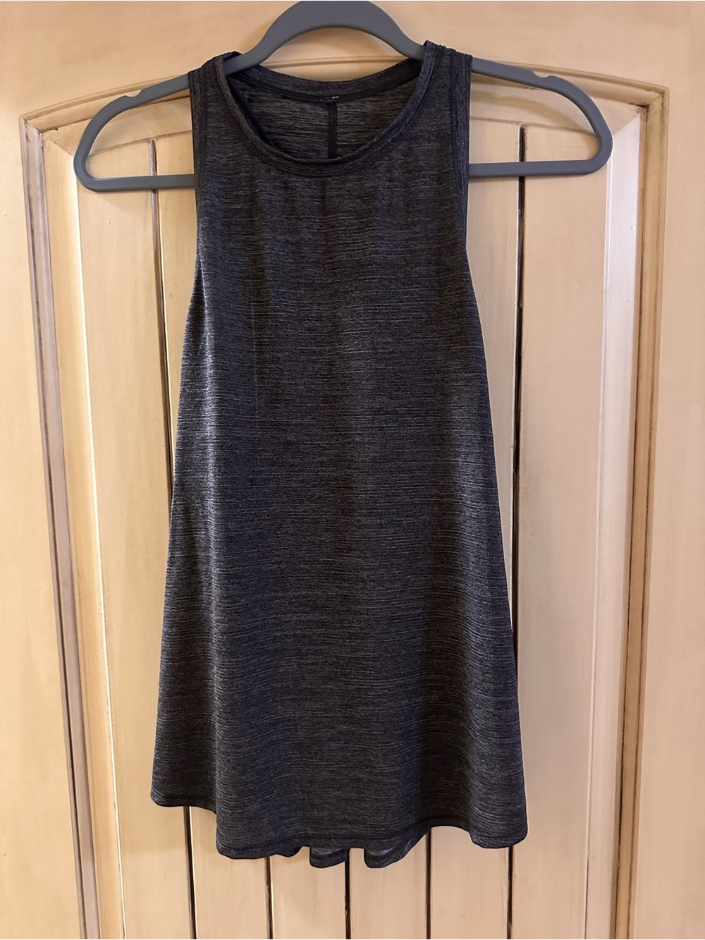 Lululemon Women's Sleeveless Swing Tank Top - Charcoal Gray